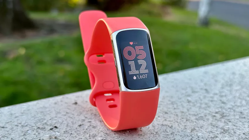 Fitbit Charge 7